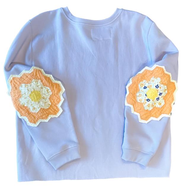 SWEATSHIRT WITH QUILT ELBOW PATCHES