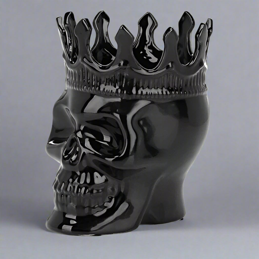 BLACK DANTES SKULL IN SECRET SUCRE