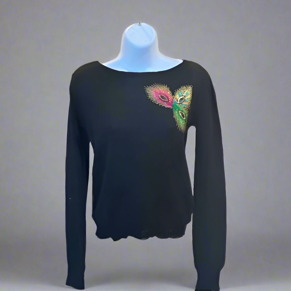 FEATHER PATCH CREW SWEATER